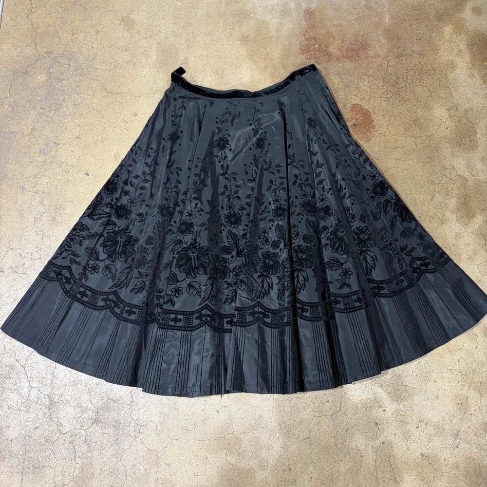 Vintage Black Taffeta Velvet Floral Burnout Witchy Full Midi Skirt 1940’s 1950’s